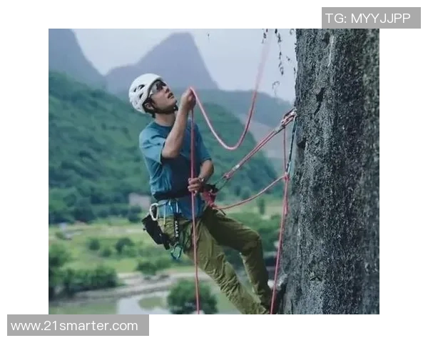 北京攀岩队战术之争引发热议攀岩界的未来发展方向探讨