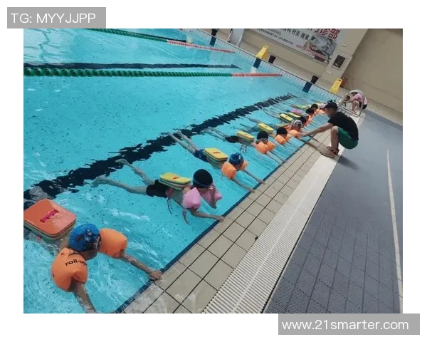 提升游泳技巧的关键方法与训练策略 全面解析游泳中的动作要领与技巧提升